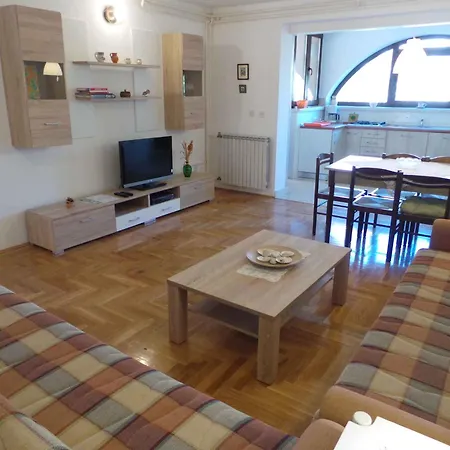 In - Istrien 27201 Appartamento Pola